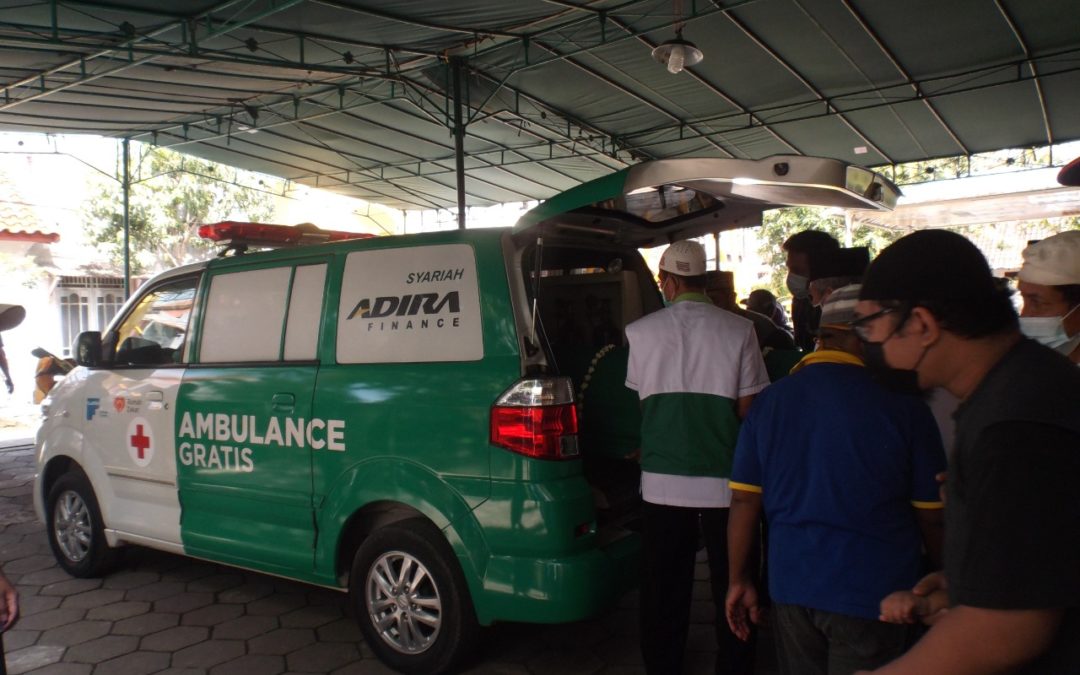 Adira Finance Syariah dan Filantra Membantu masyarakat untuk mendapatkan fasilitas Ambulance Gratis.