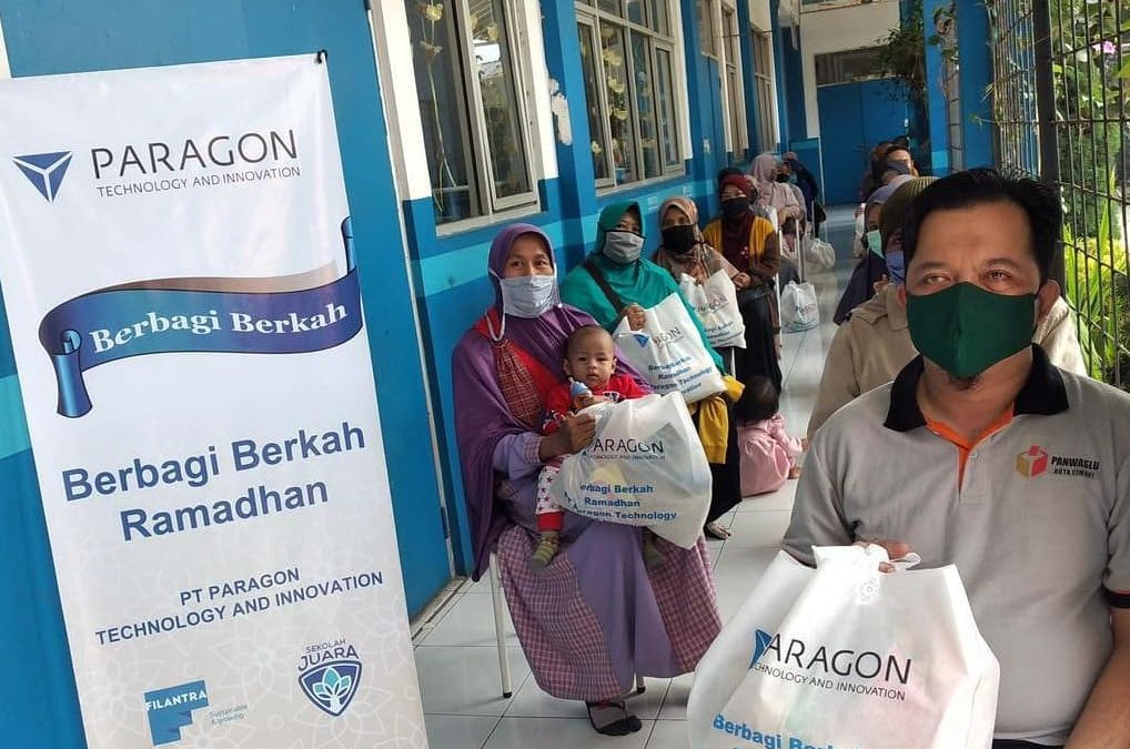 PARAGON SPREAD 338 RAMADHAN GIFTS IN CHAMPIONS PARAGON ELEMENTARY SCHOOL IN SOUTH JAKARTA AND CIMAHI