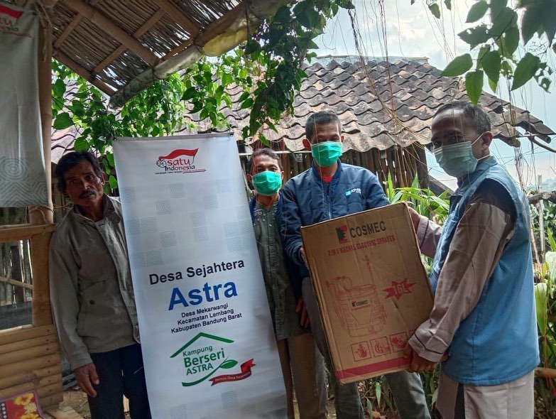 PROGRAM DESA SEJAHTERA ASTRA DI DESA MEKARWANGI ANGKAT PETANI LOKAL LEBIH BERDAYA