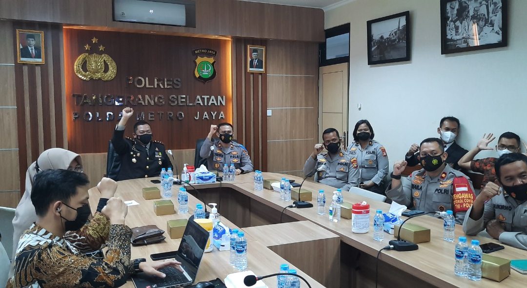 DUKUNGAN TENAGA KESEHATAN PELAYANAN VAKSIN COVID-19 LPS DAN POLRES TANGERANG SELATAN