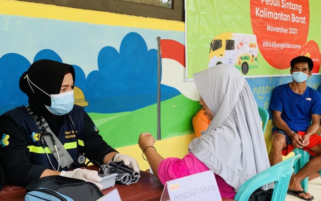 FROM INDOSAT OOREDOO TO SINTANG HYDROMETROLOGY DISASTER VICTIMS