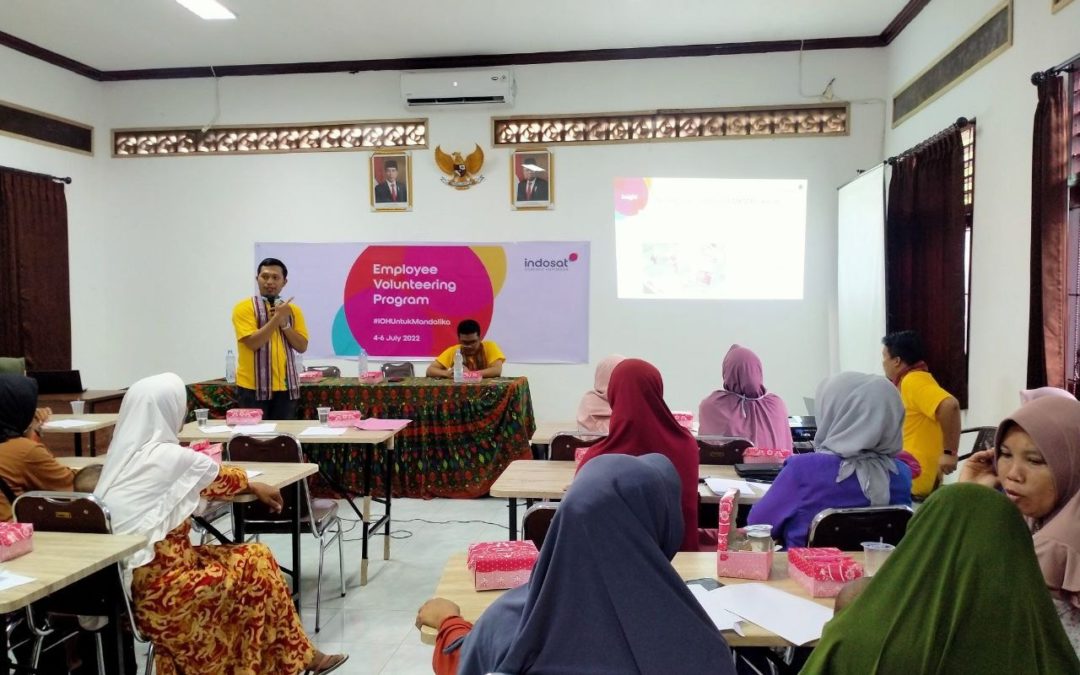 INDOSAT OOREDOO HUTCHISON SUCCESSFULLY EMPOWERED MSMEs AND FISHERS IN KUTA MANDALIKA