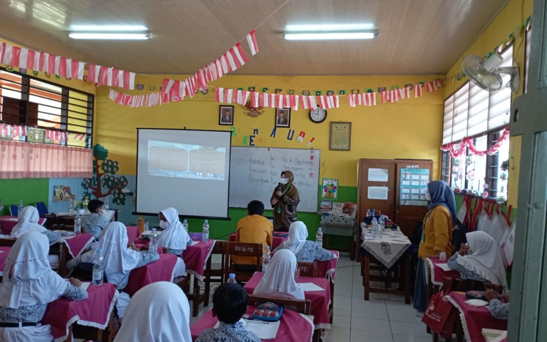 PT SMELTING TEACHING JAPANESE CULTURE AND LANGUAGE TO ELEMENTARY SCHOOL STUDENTS IN JAKARTA